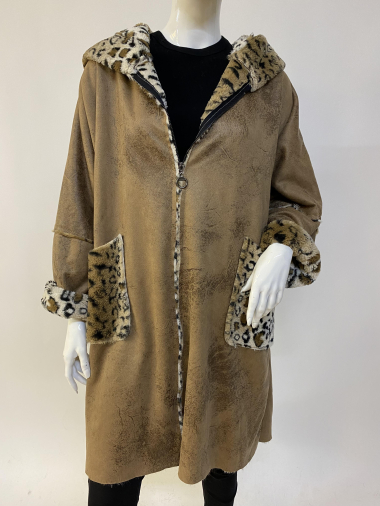 Grossiste Ornella Paris - Manteau en fausse fourrure imprimé léopard avec capuche