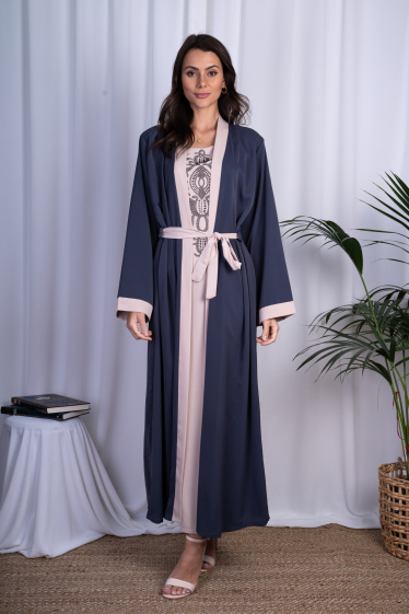 Grossiste Ornella Paris - Robe abaya Ouvert À L'avant avec ceinture