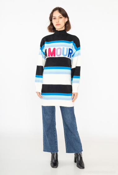Großhändler Paris et Moi - Mehrfarbig gestreiftes Pulloverkleid „AMOUR“.