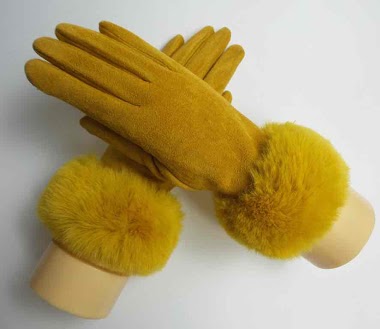 Wholesaler Phanie Mode (Phanie accessories) - Gloves with faux fur