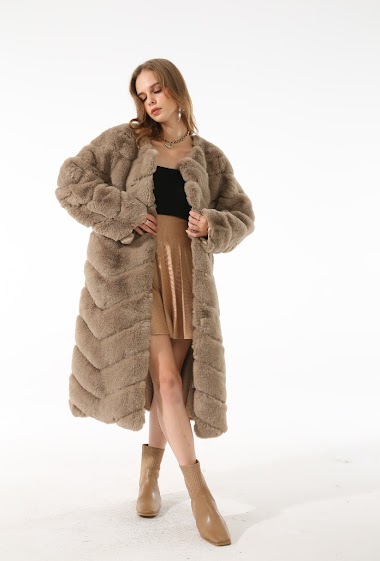 Wholesaler Phanie Mode (Phanie accessories) - Fake fur coat