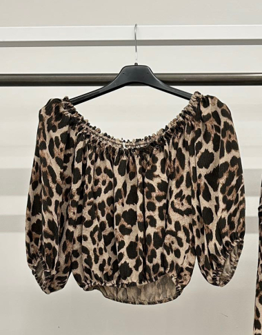 Wholesaler PINKA - Leopard Cropped Top