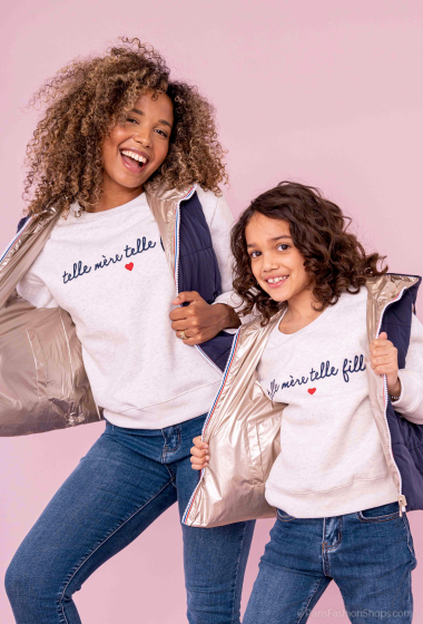 Großhändler PM Mère & Fille - Rundhals-Sweatshirt mit der Aufschrift „Like Mother Like Daughter“.