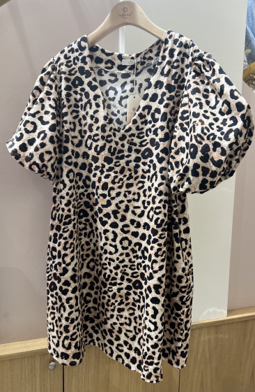 Wholesaler POHÊME - Capucine leopard dress with V neckline and seductive sleeve