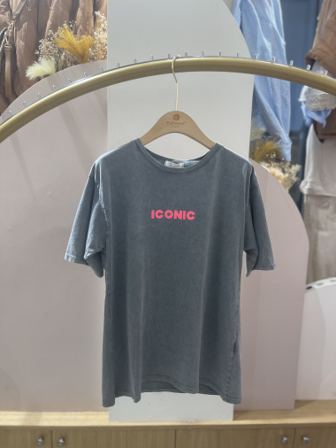 Großhändler POHÊME - Listen-T-Shirt mit Slogan auf der Brust und erhabener, ikonischer Rückseite