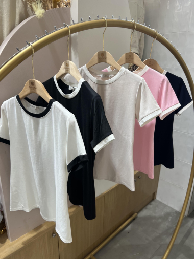 Großhändler POHÊME - Louna T-Shirt aus zweifarbigem, tailliertem Stretch