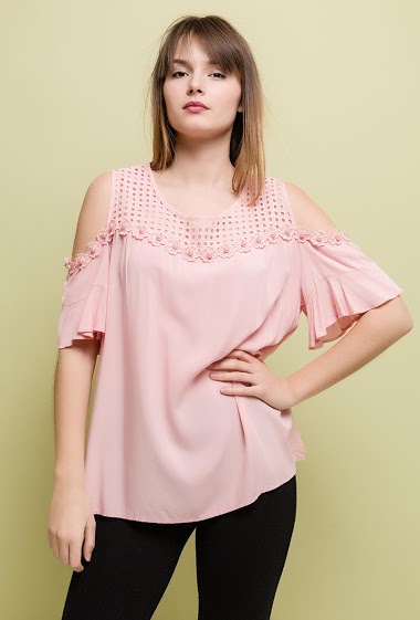 Wholesaler Pomme Rouge Paris - Blouse with lace and pearls
