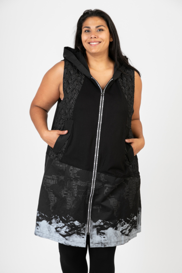 Wholesaler Pomme Rouge Paris - Black printed sleeveless vest (C6583)