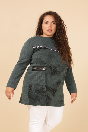 Wholesaler Pomme Rouge Paris - Inscriptions printed sweater (T80809)