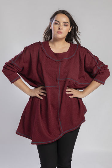 Wholesaler Pomme Rouge Paris - Asymmetrical oversized sweater (A715)