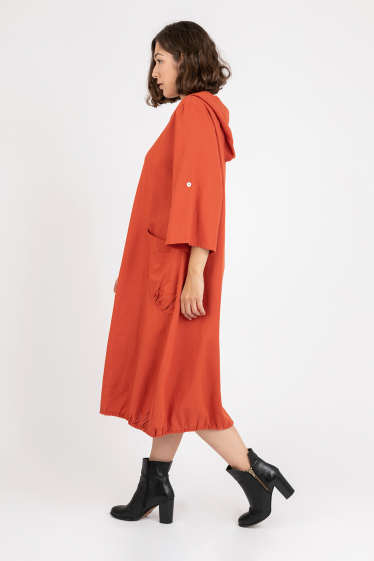 Großhändler Pomme Rouge Paris - Kleid aus Leinen/Baumwolle mit Kapuze (C8020)