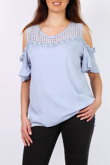 Wholesaler Pomme Rouge Paris - Openwork top with pearls (A958)