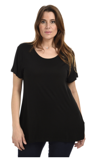 Großhändler Pomme Rouge Paris - Schwarzes Basic-T-Shirt in großen Größen (A608)