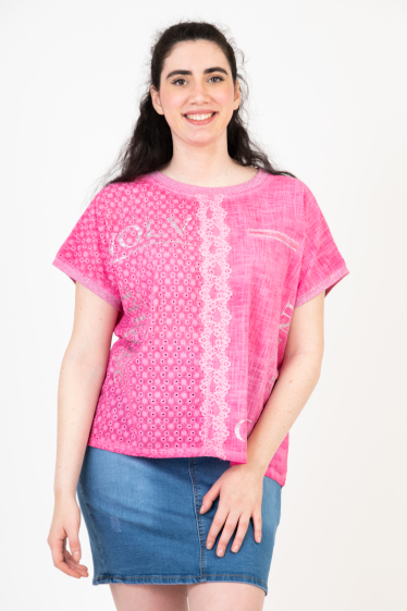 Wholesaler Pomme Rouge Paris - Plus size pink tshirt (C8013)