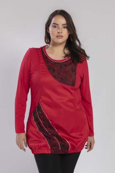 Wholesaler Pomme Rouge Paris - Fitted tunic with lace (A625)