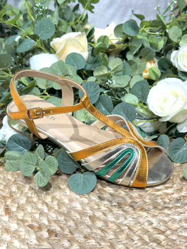 Wholesaler Poti Pati - OR149 Tricolor sandals in iridescent material with a mini heel of 1 cm