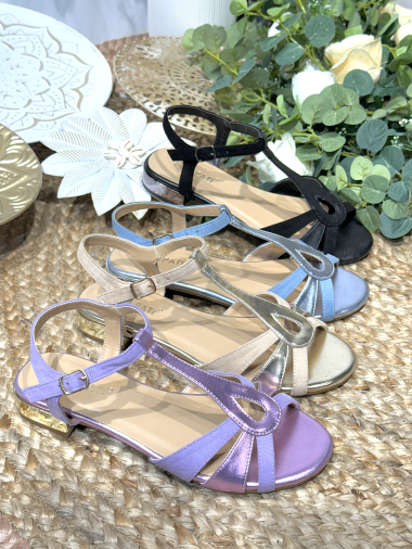 Wholesaler Poti Pati - OR150 Two-tone sandals in iridescent material with a mini heel of 1.5cms
