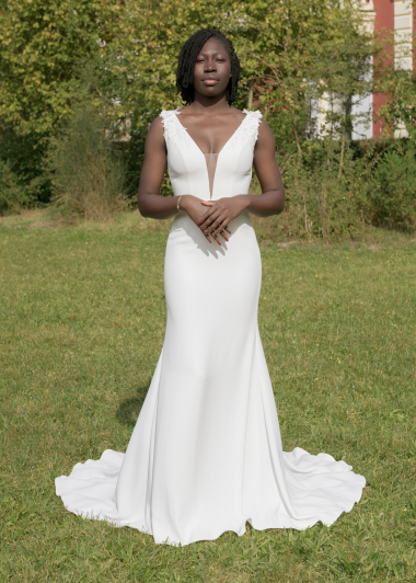 Mayorista Promarried - Vestido de novia de corte tubo Escote alto en pico