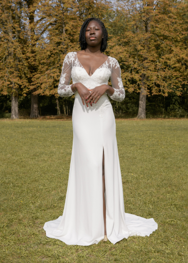 Großhändler Promarried - Brautkleid im Etui-Stil mit V-Ausschnitt