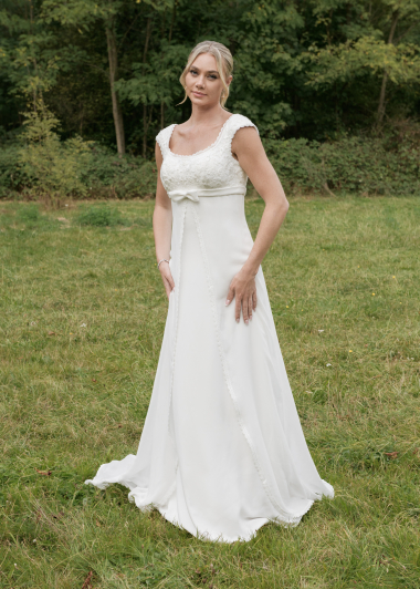 Großhändler Promarried - Brautkleid leicht geschnitten
 ausgestellter quadratischer Ausschnitt