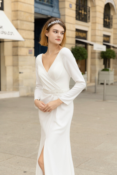 Grossiste Promarried - Robe minimaliste et sophistiquée