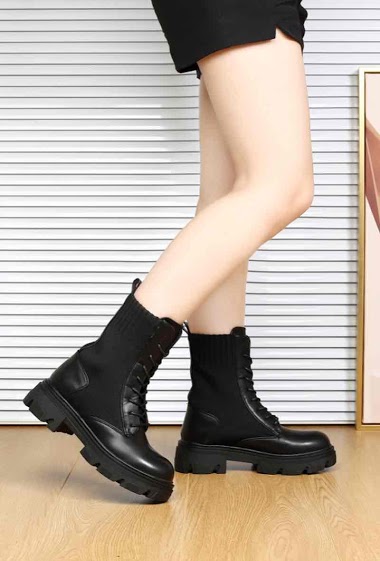 Wholesalers Queen Vivi - Lace up ankle boots