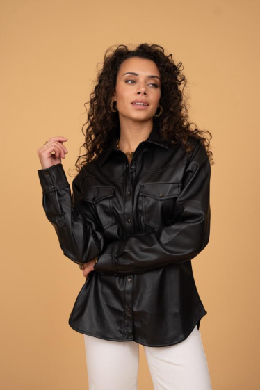 Wholesaler R-Display - FAUX LEATHER SHIRT