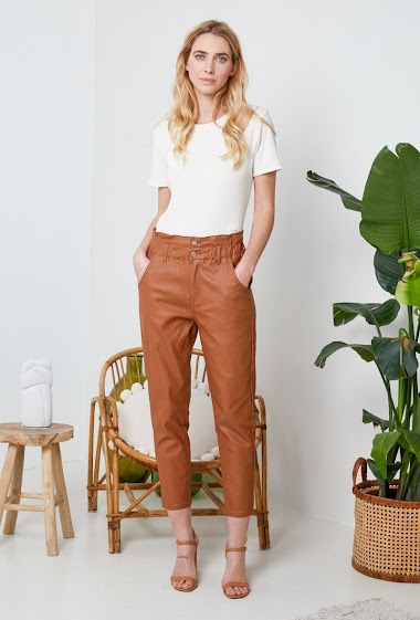 Wholesaler R-Display - Faux leather Slouchy Trouser