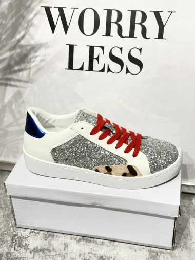 Wholesaler R and BE - Comfortable sneakers with laces and sequins