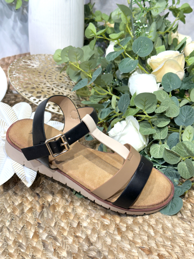 Wholesaler R and BE - OR553 Flat sandals with comfort sole with synthetic suede pattern