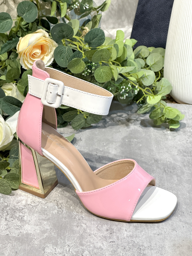 Wholesaler R and BE - OR599 Tricolor patent sandals with 10cm high square heel