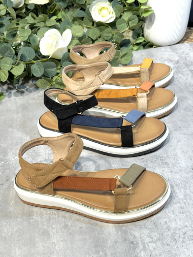 Wholesaler R and BE - Tricolor comfort sole sandals OR580