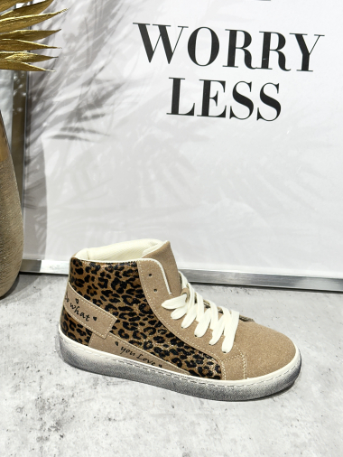Wholesaler R and BE - Comfortable sneakers with laces and sequins