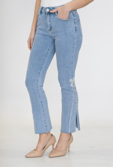 Wholesaler REALTY JADELY - STRETCH STRAIGHT JEANS