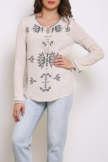 Wholesaler Ki&Love - Folk embroidered blouse