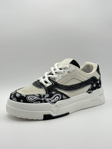 Wholesaler Renda - Casual sneakers with doodle patterns and round laces