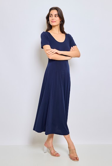Wholesaler Revd'elle - Revd'elle - Round neck flared midi dress