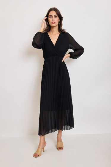 Wholesaler Revd'elle - Revdelle - Long-sleeved pleated dress with V-neck