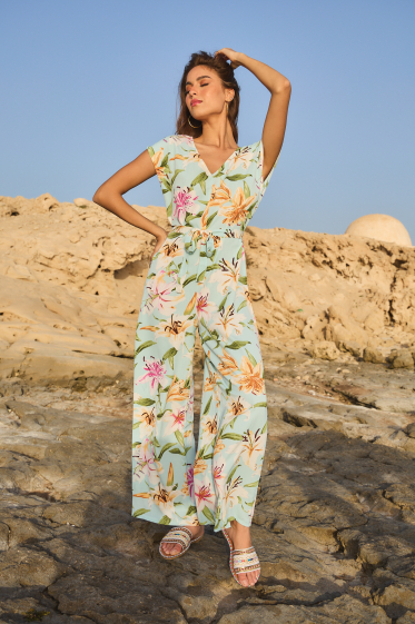 Wholesaler Rosa Fashion - Floral print jumpsuit