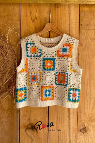 Wholesaler Rosa Fashion Crochet - Crochet top with patch