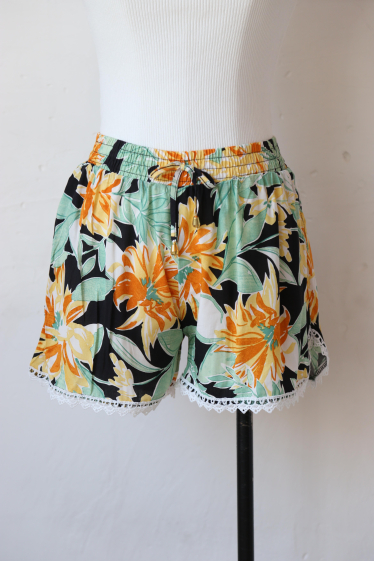 Großhändler Rosa Fashion - Shorts mit tropischem Blumenprint