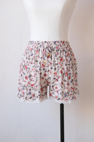 Wholesaler Rosa Fashion - Flower print short