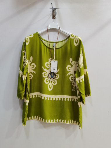 Wholesaler ROSEMARY COLLECTION - Printed 3/4 sleeve sweater with a necklace. One size 42/44