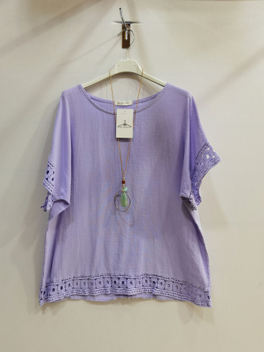 Wholesaler ROSEMARY COLLECTION - Top with lace. One size 42/44