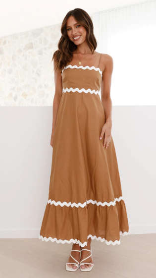 Wholesaler Rosy Days - Maxi trapeze dress with wave-edged details