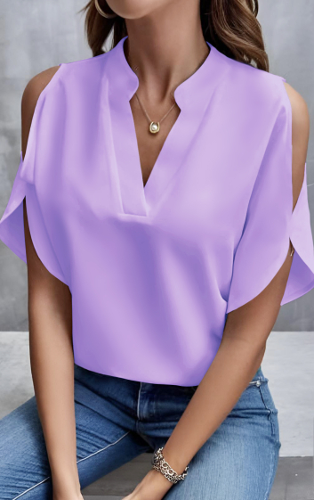 Wholesaler Rosy Days - Plain V-neck top with bare shoulders