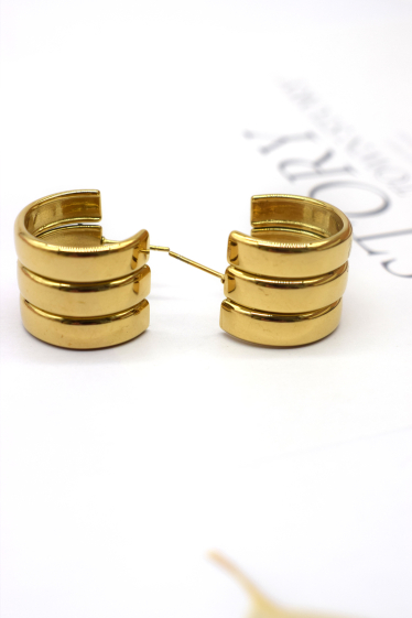 Wholesaler Rouge Bonbons - Elegant stainless steel hoop earrings