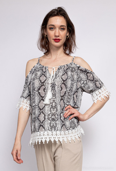 Wholesaler RZ Fashion - Floral blouse
