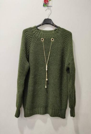 Wholesaler RZ Fashion - Sweater with built-in necklace