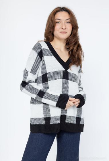 Wholesaler RZ Fashion - Checked V-neck sweater